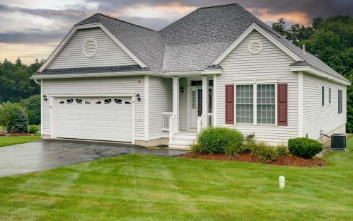 57 Sawgrass Cir, Londonderry, NH 03053-2598