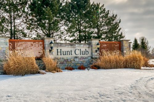 4041 Hunt Club Dr, Oswego, IL 60543-8177