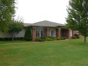 1634 Sunset Cir, Grove, OK 74344-4230