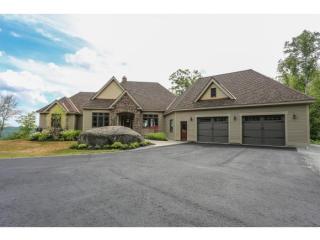 104 Diamond Dr, Henniker, NH 03242-6000