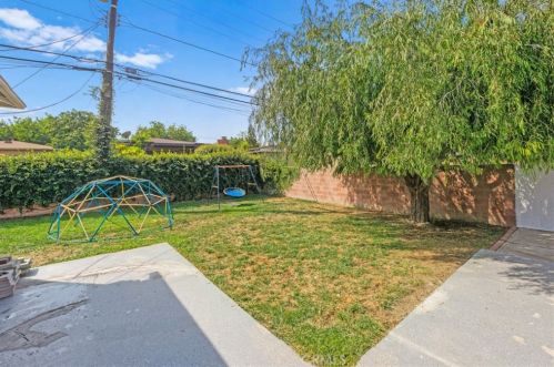 17011 Osage Ave, Torrance CA  90504-1023 exterior