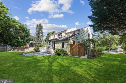 30 Robert Rd, Princeton NJ  08540-5333 exterior