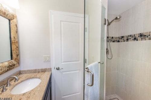 15 Ripplewood Dr, Dover NJ  07869-3818 exterior