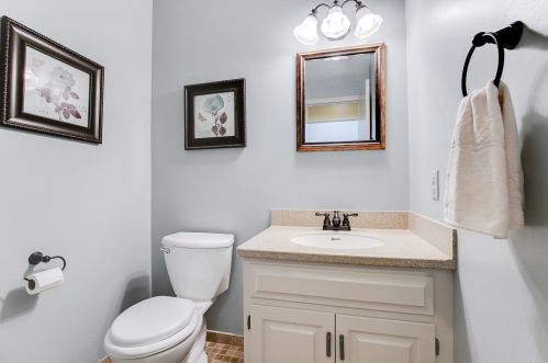 15 Emerson Ave, Saint Paul MN  55118-2126 exterior