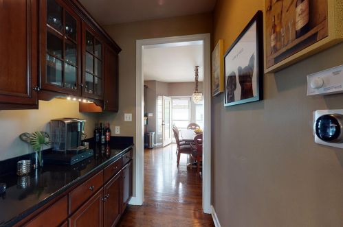 1026 Walter St, Lemont IL  60439-3975 exterior