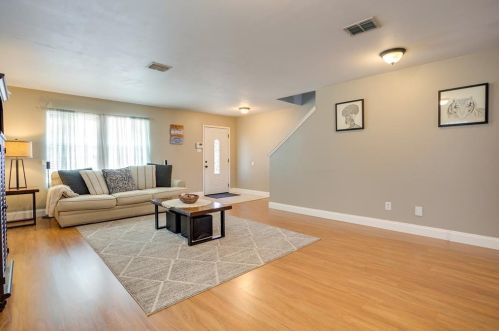 4856 Parkview Hills Ln, Fort Worth TX  76179-4179 exterior