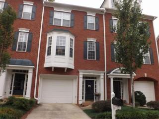 1407 Waters Edge Trl, Roswell, GA 30075-8203