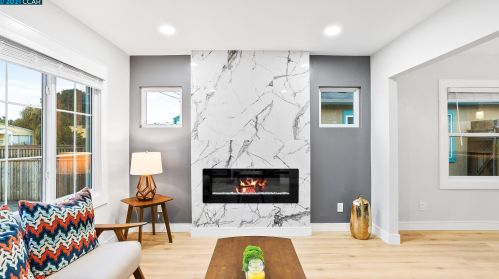 1555 Thrush Ave, San Leandro CA  94578-2045 exterior