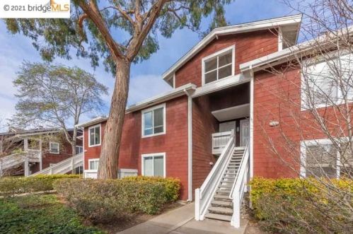 11 Bayside Ct, Richmond, CA 94804-7441