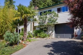 202 176th Pl, Seattle, WA 98177-3421