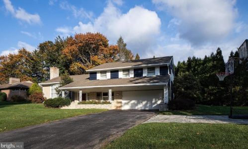 4310 Lakeview Rd, Harrisburg, PA 17112-2021
