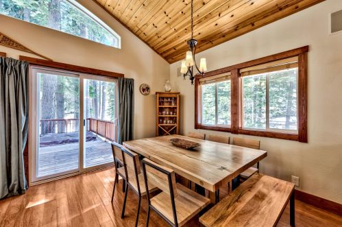 14649 Christie Ln, Truckee CA 96161-7155 exterior