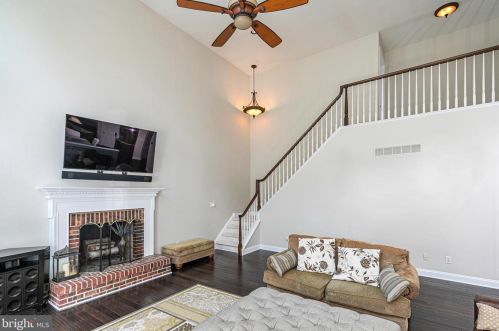 54 Ettl Cir, Princeton NJ  08540-2327 exterior