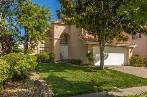 5175 Lakeshore Dr, Fairfield, CA 94534-4026