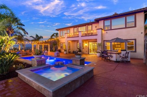 16522 Ridge Field Dr, Riverside, CA 92503-0241