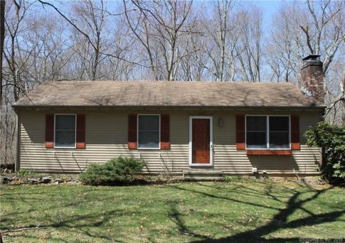 252 Lk Hayward Rd, Colchester CT  06415-1815 exterior