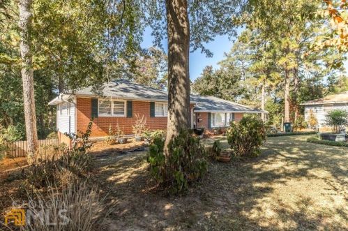 517 Briarcliff Rd, Warner Robins, GA 31088-3304