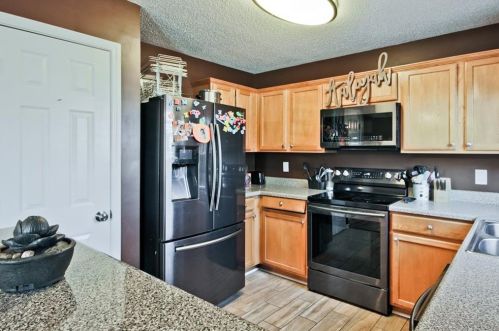 5985 Waggoner Ct, Rex GA  30273-5206 exterior