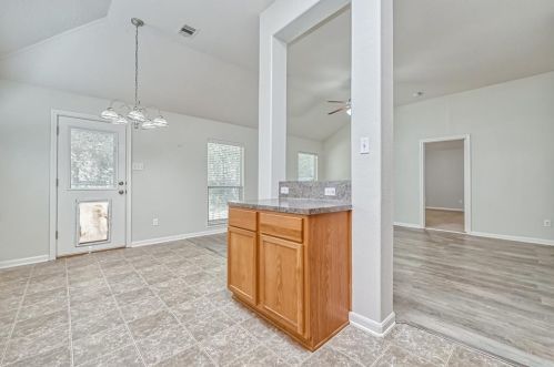 989 Arbor Way, Conroe TX  77303-1784 exterior