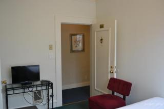 198 Carl St, San Francisco CA  94117-3906 exterior