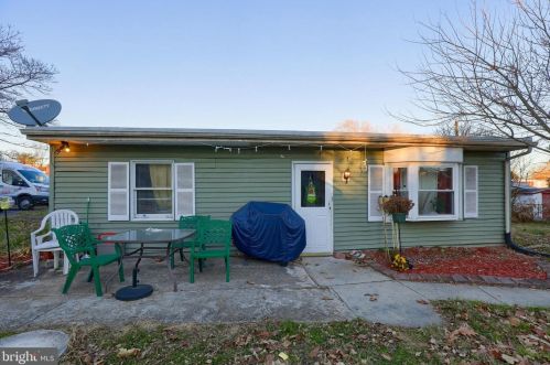 1026 Lafayette St, Lancaster, PA 17603-5411
