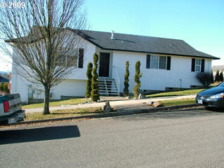 3419 Knoll Dr, Newberg, OR 97132-9257