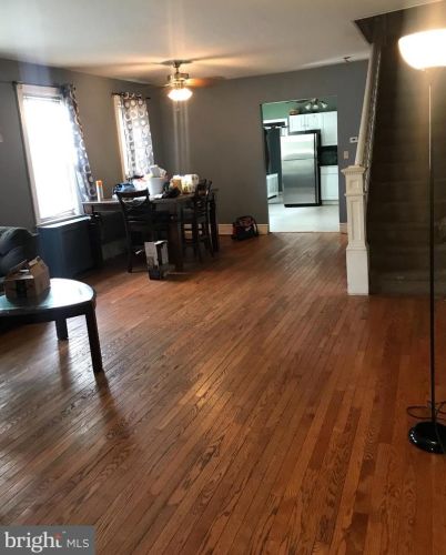 402 Broadway, Gloucester, NJ 08030-1003
