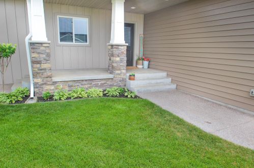 932 Waters Edge Cir, Avon, MN 56310-4522