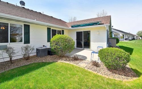 318 5th Cir, Summit MN  55917-1372 exterior