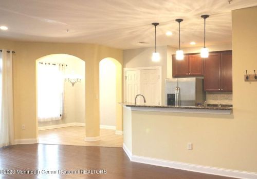 601 April Way, Middletown NJ  07748-6511 exterior
