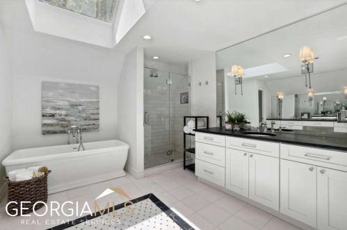 280 Cameron Ridge Dr, Atlanta GA  30328-4709 exterior