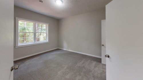 1680 Holmes Dr, Conyers GA  30094-4810 exterior