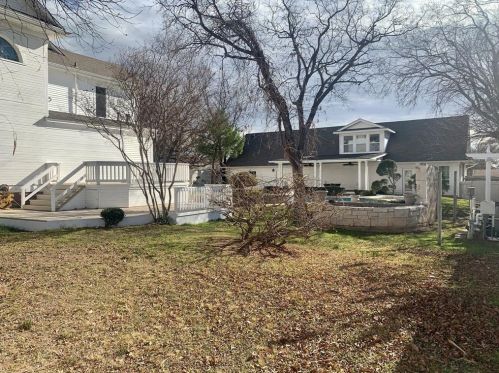 605 Main St, Nocona TX 76255-1509 exterior