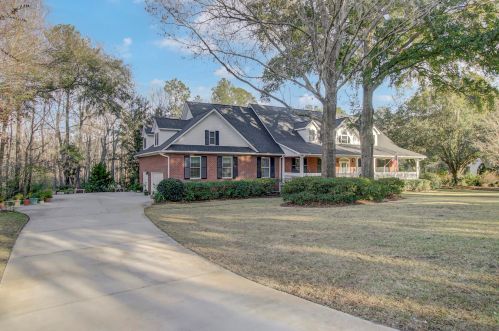 3939 Gift Blvd, Johns Island, SC 29455-7706