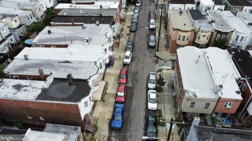 1939 Mckean St, Philadelphia, PA 19145-2804