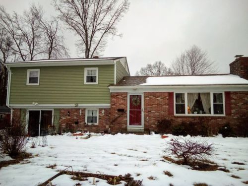 5 Mockingbird Ln, Westerly, RI 02891-3009
