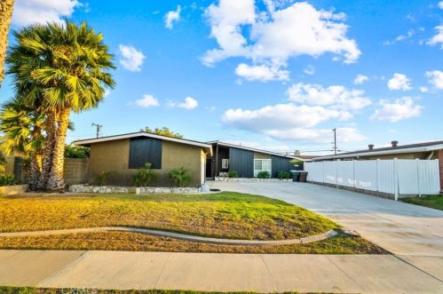 8672 Joyzelle Ave, Garden Grove, CA 92841-1549
