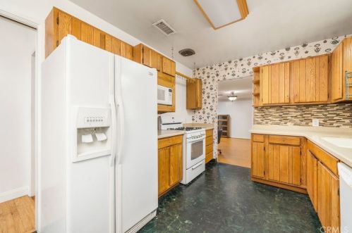 4373 Conning St, Riverside CA  92509-2519 exterior