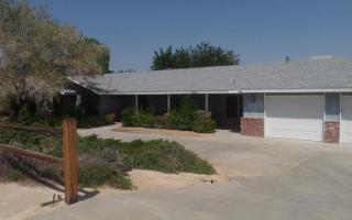 32033 Crystalaire Dr, Crystalaire, CA 93544-1203