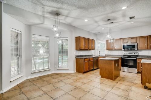 8720 Tyne Trl, Fort Worth TX  76118-7462 exterior