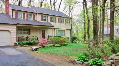 770 Ward Ln, Cheshire, CT 06410-3361
