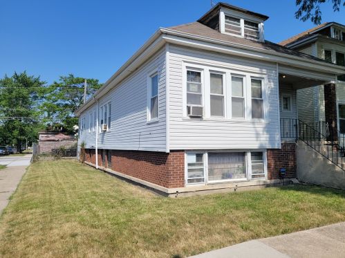 6556 Wolcott Ave, Chicago, IL 60636-2622