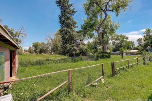 850 Kendall St, Denver CO  80214-2313 exterior