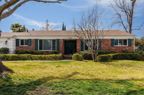 7990 Via Roma Dr, Fair Oaks, CA 95628-5930