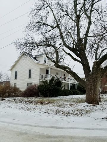 106 Main St, Jamesport, MO 64648-8150