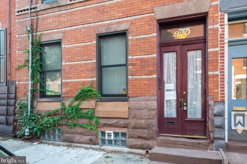 920 4th St, Philadelphia, PA 19123-4104