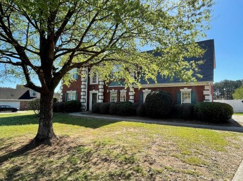 205 Thorn Berry Way, Conyers GA  30094-4132 exterior