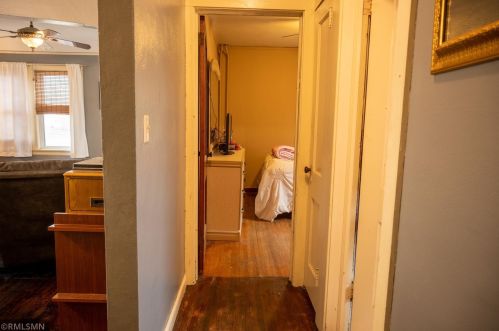 1055 Farrington St, Saint Paul MN  55117-5103 exterior