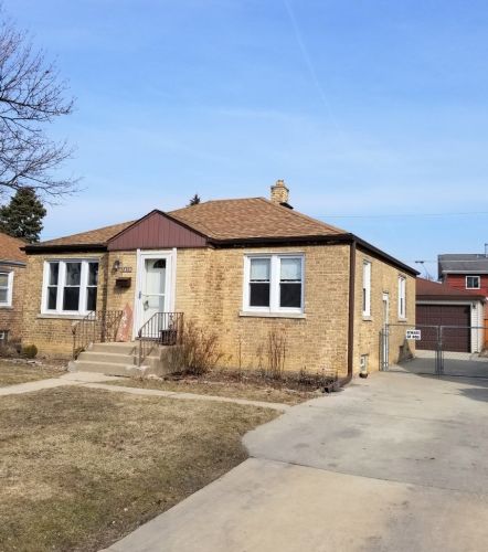 3439 Lonnquist Dr, Schiller Park, IL 60131-1733