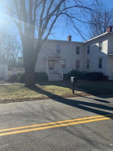 15 Strong Rd, Wapping CT  06074-1027 exterior